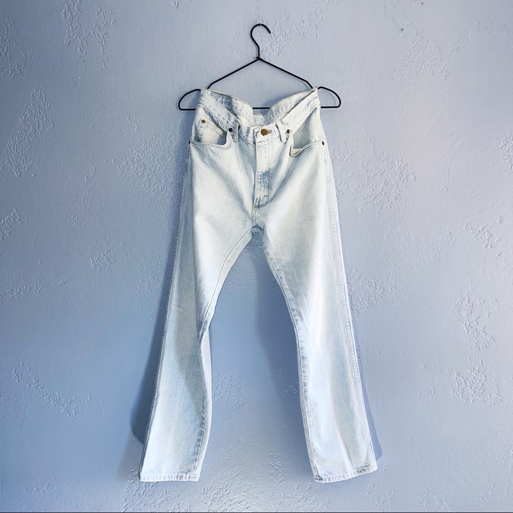 Wrangler
VINTAGE LIGHT WASH JEANS 30